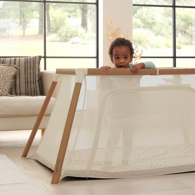 Tutti Bambini CoZee Go 3-in-1 Bassinet - Scandinavian Walnut